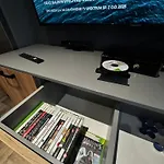 Zarzewska Deluxe - Parking Gratis, Konsola Xbox, Tv 65