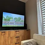 Zarzewska Deluxe - Parking Gratis, Konsola Xbox, Tv 65