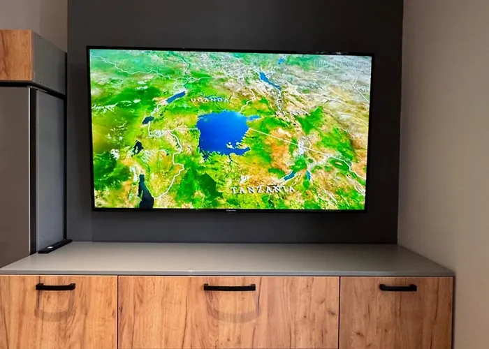 Zarzewska Deluxe - Parking Gratis, Konsola Xbox, Tv 65