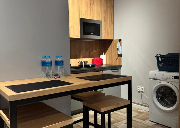 Zarzewska Deluxe - Parking Gratis, Konsola Xbox, Tv 65